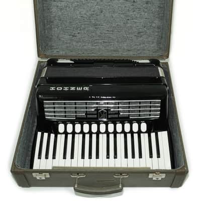 Hohner Favorit IV P Vintage Piano Accordion made in Germany, Original Keyboard Accordian, incl. Straps and Hard Case, 2659 image 12