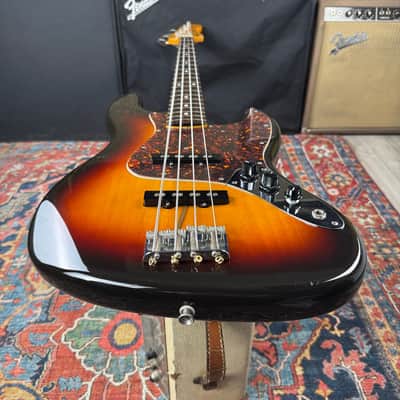1962 Fender Jazz Bass Reissue Vintage Collection 3 Tone Sunburst Model JB62-70US - 2002-2004 image 14