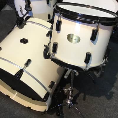 Noble and Cooley Horizon/CD Maple toms-Nesting Toms- Antique White image 11
