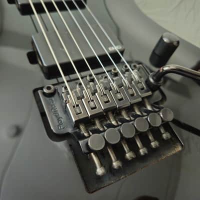 Washburn Renegade WM24V Pro-e (Floyd Rose 1000!) image 4