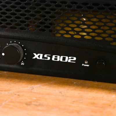 Crown XLS 802 2-Channel Power Amplifier CG010TH image 5