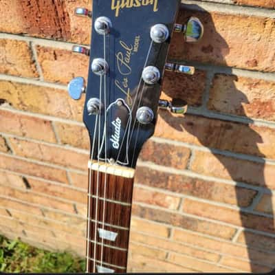 Gibson Les Paul Studio 1998 - 2011 Wine Red image 2
