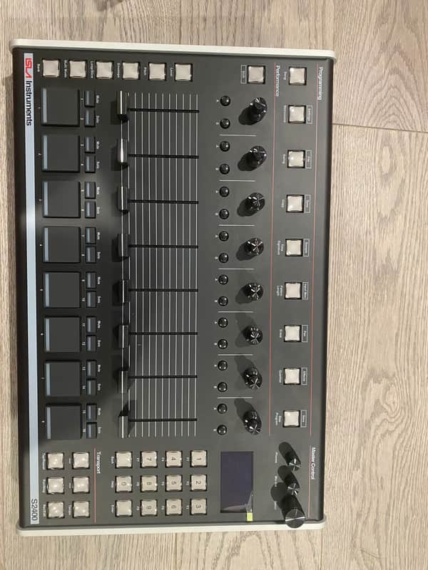 Isla Instruments S2400 Desktop Sampler 2019 - Present - Black image 1