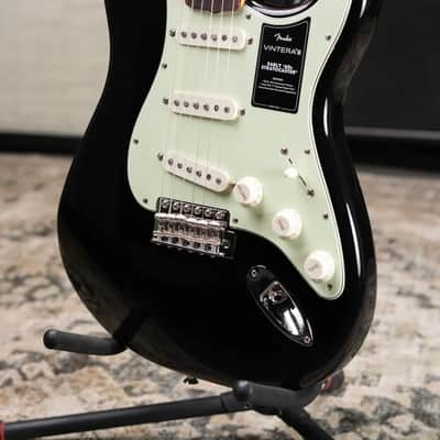 Fender Vintera III Early '60s Stratocaster Electric Guitar - Black with Gig Bag image 4