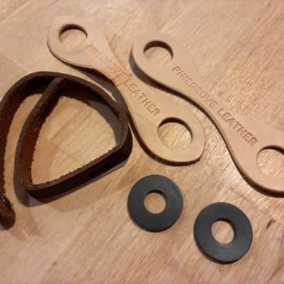 Pinegrove Leather GS55 1 1/8" (30mm) Leather Strap with endpin jack adaptor image 2