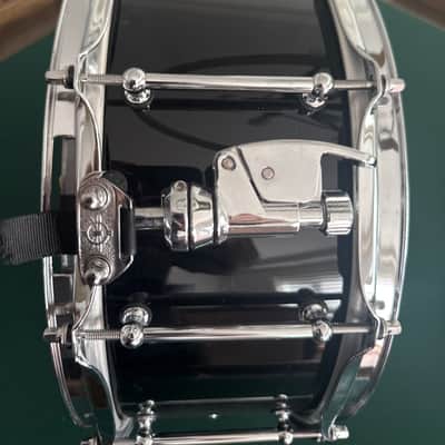 Evolution Black Cherry 2012 - Black lacquer image 10