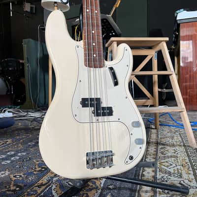 Fender Precision Standard 1993 white Mexico MIM image 2