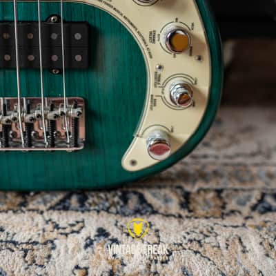 Fender Precision Bass Deluxe 2000s image 4