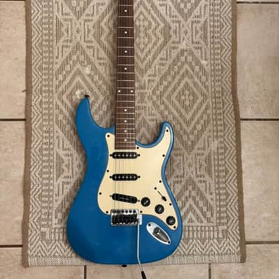 BUSKERS STRATOCASTER Electric Guitar | Reverb