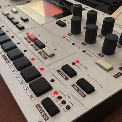 Elektron Machinedrum SPS-1UW+ MKII 2010s - Silver image 7