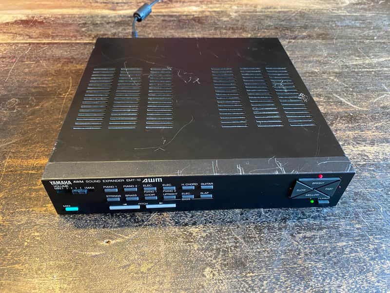 Yamaha EMT-10 AWM Sound Expander image 1