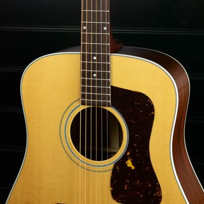 Guild D-40 Standard Natural image 18