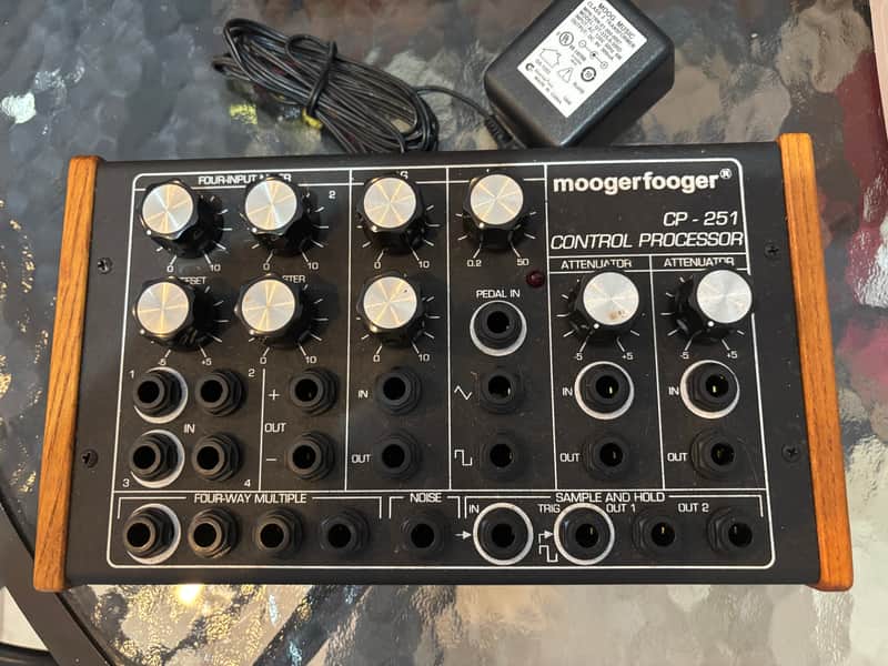 Moog Moogerfooger CP-251 Control Processor 2000 - Black image 1