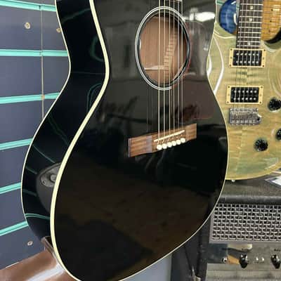 Gibson Blues King Ebony 2012 Electro Acoustic Guitar image 3