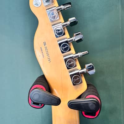 Fender American Deluxe Telecaster with Rosewood Fretboard 2005 - 3-Color Sunburst image 7