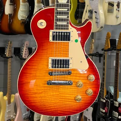 Gibson   Les Paul Traditional Plus 2011 Cherry Sunburst High Flamed Top image 1