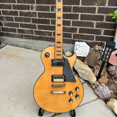 Ventura Les Paul Custom V-2600 1975 MIJ- Flame Maple image 3