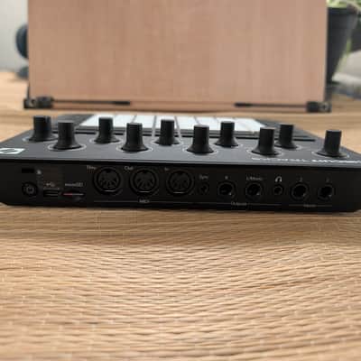 Novation Circuit Tracks Groovebox 2020 - Present - Black image 3
