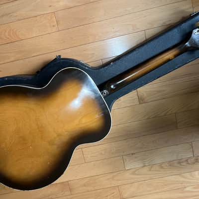 Harmony Archtop 1963 ish - Sunburst image 3