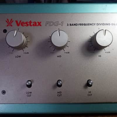 Vestax FDG-1 3 Band Isolator Frequency Dividing Gear x2 units in original factory 19" rack image 9