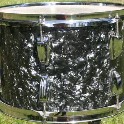 Early 1970s Ludwig 9x13 tom in Black diamond pearl. image 2