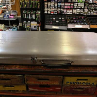 Gibson HP Les Paul Aluminium Case image 2