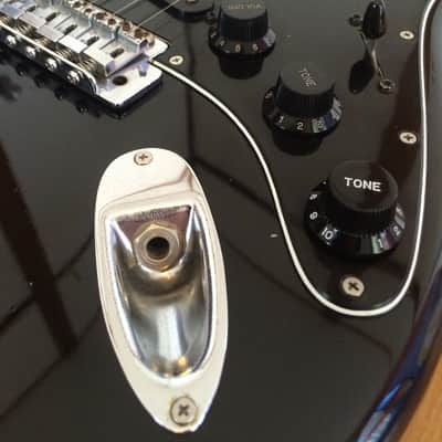 Tokai Stratocaster 80s  Silver Star Black w/ Maple Fretboard, large headstock, vintage Japan strat image 3