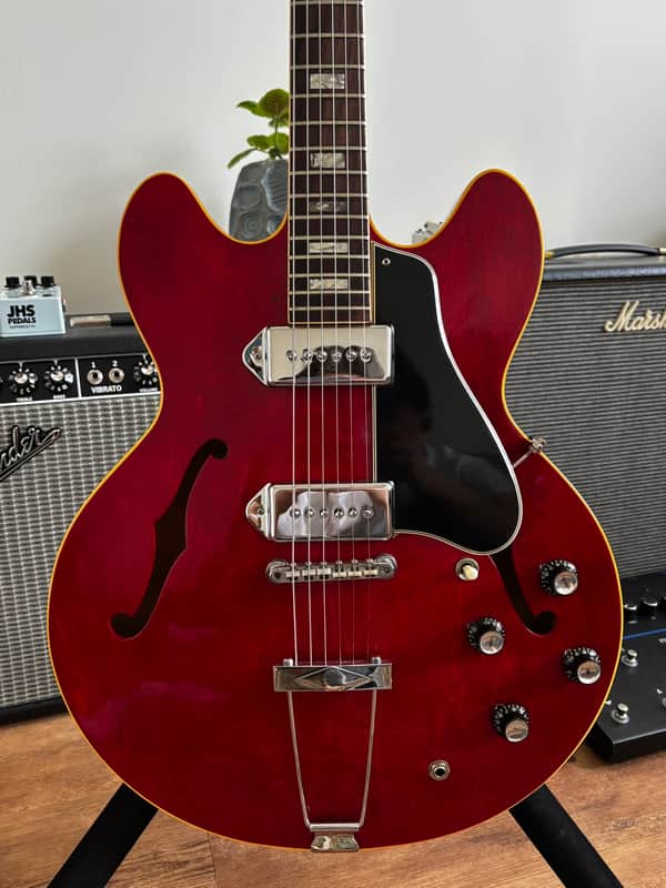 1966 Gibson ES-330 (Genuine Near Mint) (Video Demo)