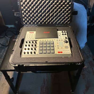 Akai MPC X Special Edition Standalone Sampler / Sequencer 2023 - Present - Grey image 8