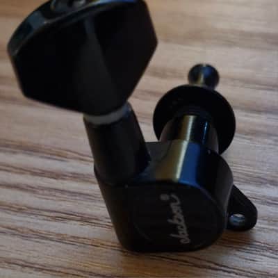 Jackson 6L tuner set (from a Jackson Adrian Smith SDXQ) image 3