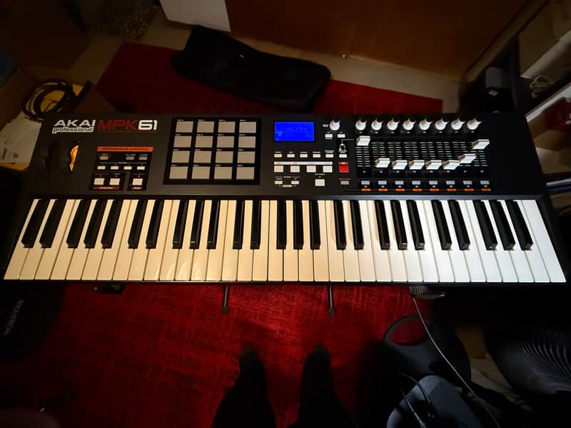 Akai MPK61 2012 | Reverb