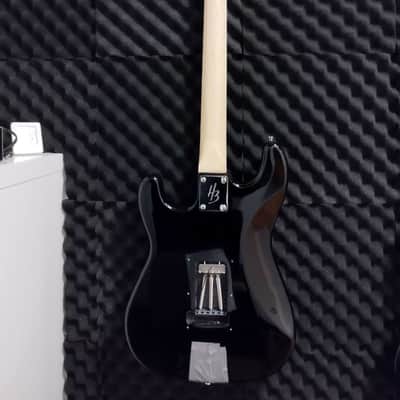 Kurt Cobain "Vandalism" Stratocaster Replica image 6