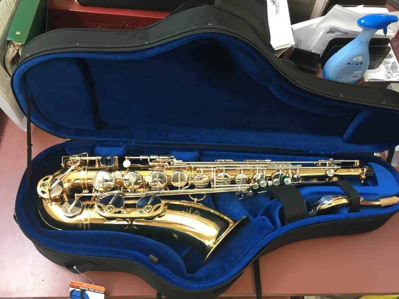 Vintage 1968 Selmer Mark Six/Mark VI Tenor Saxophone, 100% original French Lacquer, New Pads; with New Case, Mouthpiece