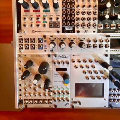 Eurorack Setup in 104HP Performance Case image 2