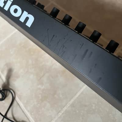 Novation Launchkey 49 MKIII MIDI Keyboard Controller 2020 - Present - Black image 9