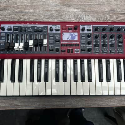 Nord Electro 6D SW73 Semi-Weighted 73-Key Digital Piano 2018 - 2022 - Red image 3