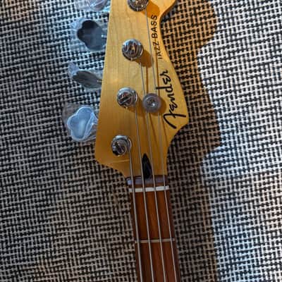 Fender Player Plus Jazz Bass with Pau Ferro Fretboard 2021 - Present - Belair Blue image 3
