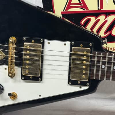 Epiphone '58 1958 Korina Flying V Guitar 2004 - Black image 3