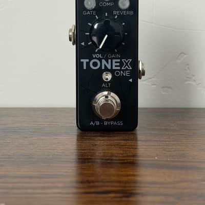 IK Multimedia ToneX One