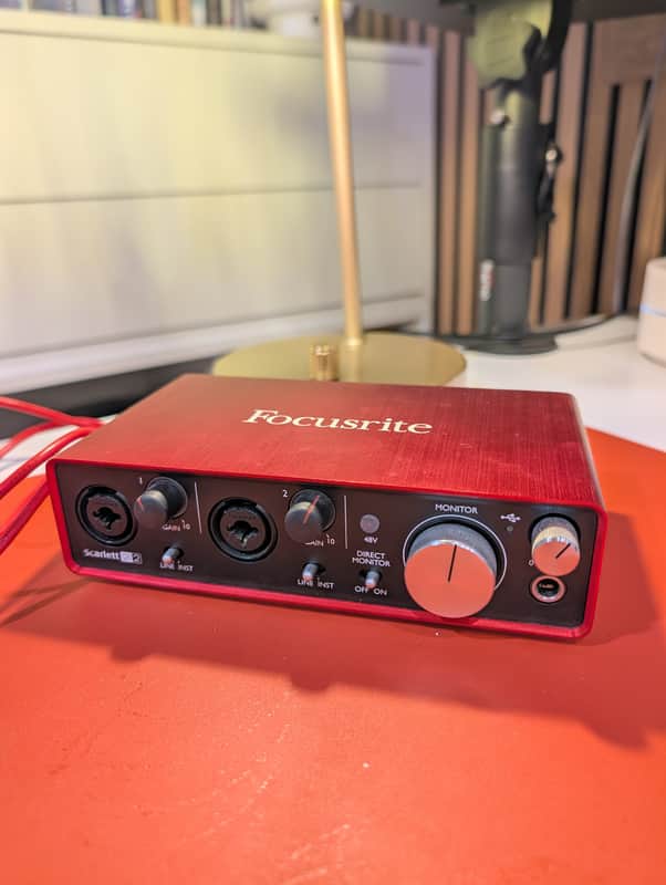 Focusrite Scarlett 2i2 (2nd Gen) USB Audio Interface w/ Red USB Cable image 1