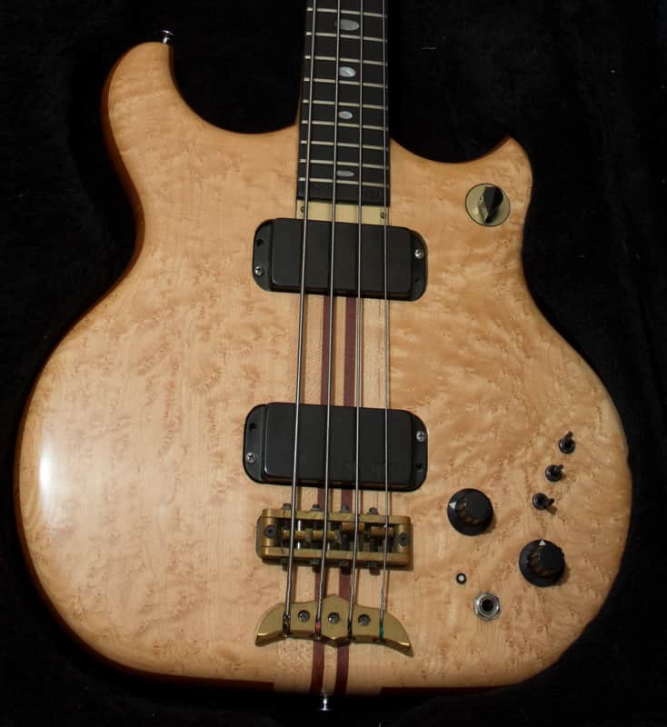 Alembic Distillate Bass 1983 Birdseye Maple and Mahogany Bild 1