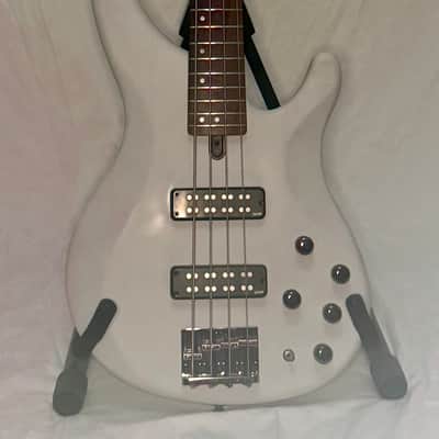Yamaha TRBX504 4-String Bass with Rosewood Fretboard 2019- Transparent White image 1