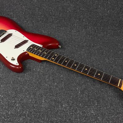 1961-1962 Fender Duo-Sonic SunBurst (#549) Original Vintage Finish/Body+Case image 4