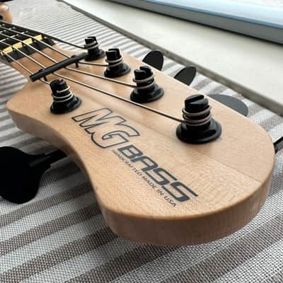 MG Bass MGBASS JB1 SPALTED MAPLE 5-string bass, Made in USA, SPALTED MAPLE top, ASH body, 3-piece MAPLE neck, EBONY fretboard, BARTOLINI pickups and preamp, Italia Leather Straps 4” wide Acorn Amber strap, GATOR hardshell case image 9