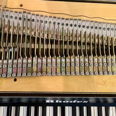 Rhodes Mark V Stage 73 73-Key Electric Piano 1984 Black image 13
