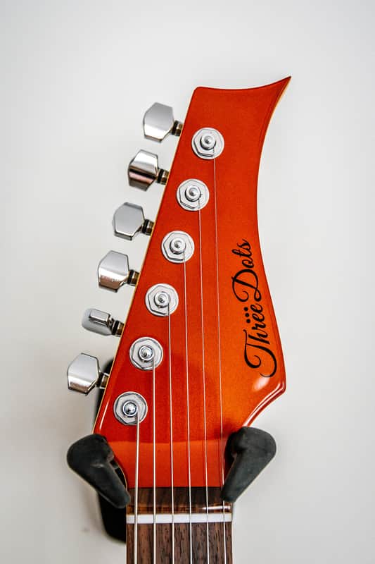 Three Dots S MODEL -SUNSET ORANGE METALLIC 2020 | Reverb Canada