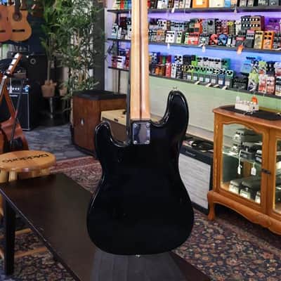 Fender 90's Precision Bass Squier Series MIM - USED image 8