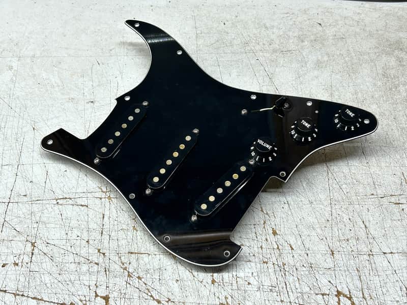 2016 Fender Custom Shop Josefina Campos Handwound Strat Pickups - Loaded Pickguard - Black image 1