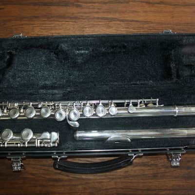 Yamaha YFL-225 Flute | Reverb