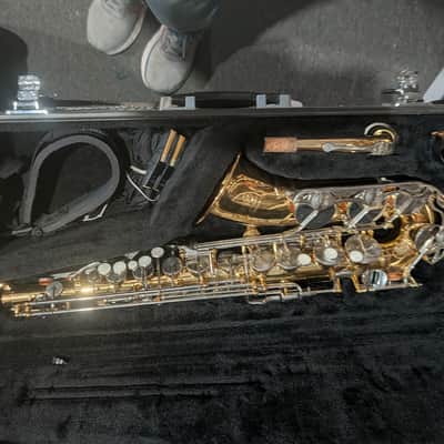 Yamaha YAS26 - Standard Alto Saxophone Brass image 2